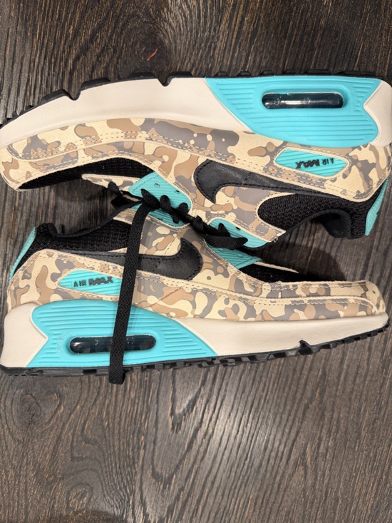 Nike Other - Air Max 90 Premium Camo Mens Running Shoes (Sanddrift/Black/Aurora Green/Khaki)